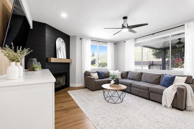 2011 Caleb Ct, Rocklin, CA 95765