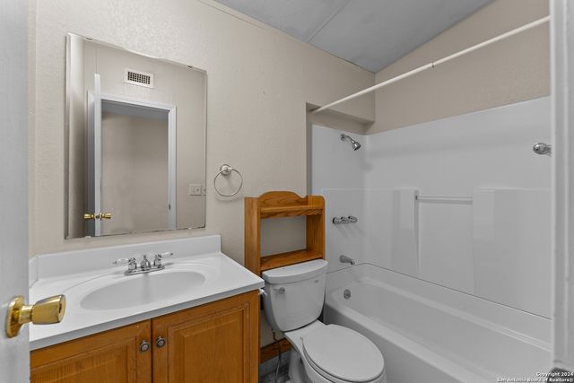TBD pine meadow, Seguin, TX 78155