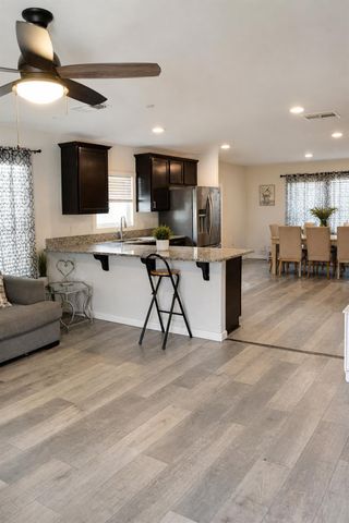 3705 N Mccaffrey, Fresno, CA 93722