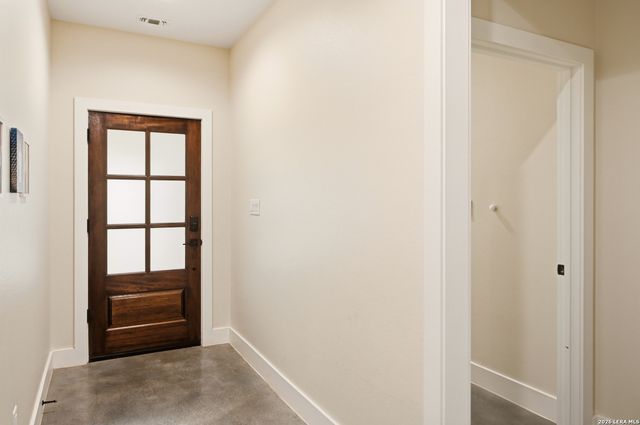 812 Lafayette, Castroville, TX 78009