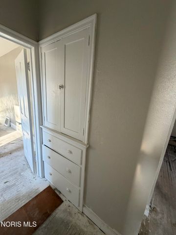 1019 Gordon Street, Toledo, OH 43609