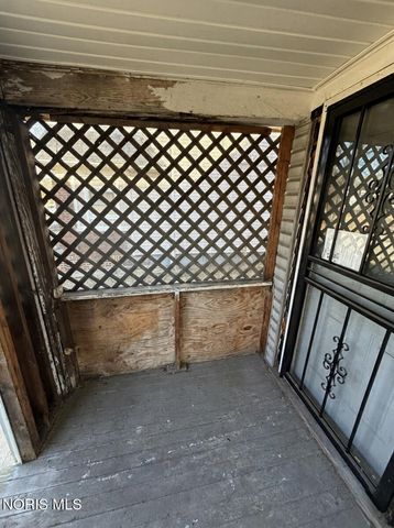 1019 Gordon Street, Toledo, OH 43609