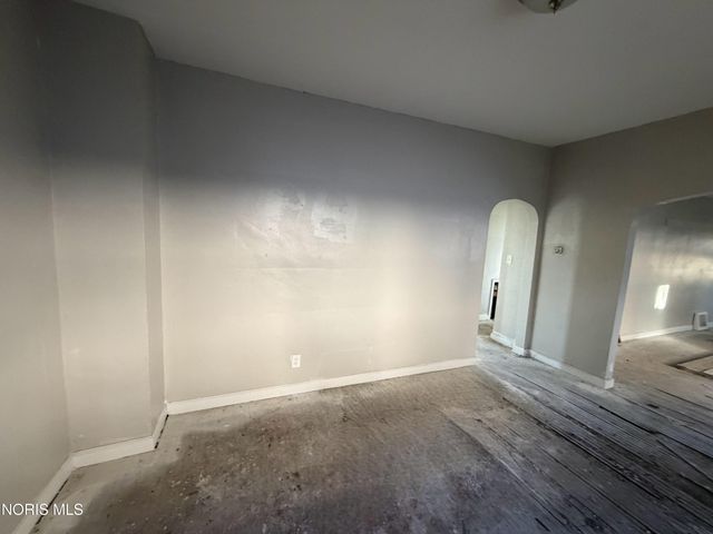 1019 Gordon Street, Toledo, OH 43609