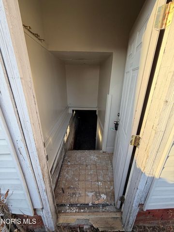 1019 Gordon Street, Toledo, OH 43609