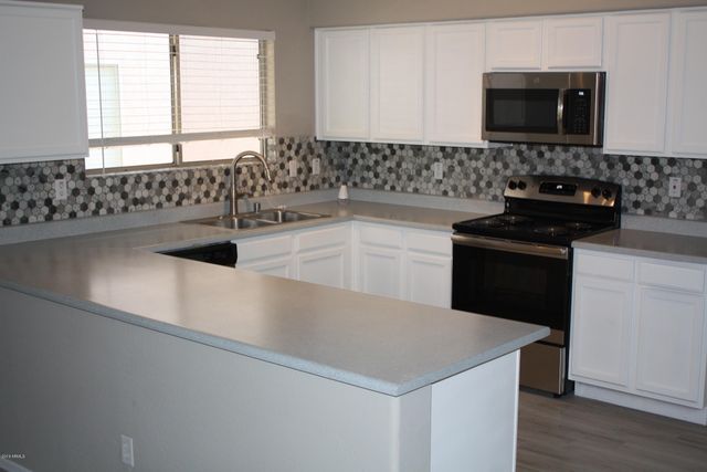 6123 N 135TH Drive, Litchfield Park, AZ 85340