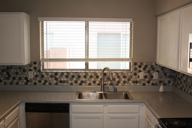 6123 N 135TH Drive, Litchfield Park, AZ 85340