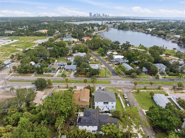 4521 JUANITA WAY S, St Petersburg, FL 33705