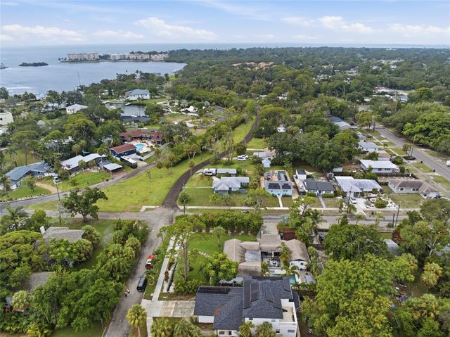 4521 JUANITA WAY S, St Petersburg, FL 33705