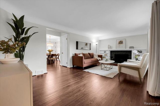 4419 Beverly Court, Royal Oak, MI 48073