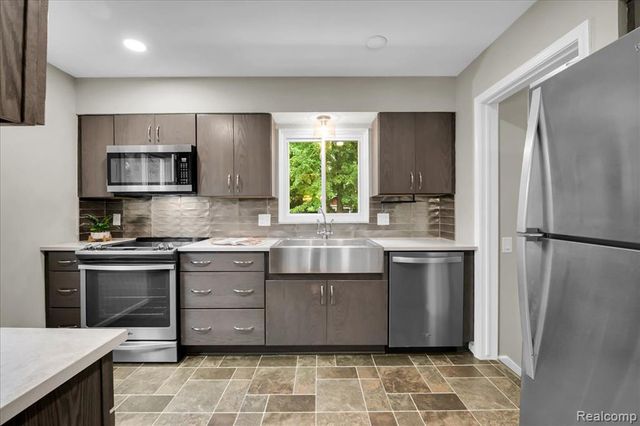 4419 Beverly Court, Royal Oak, MI 48073