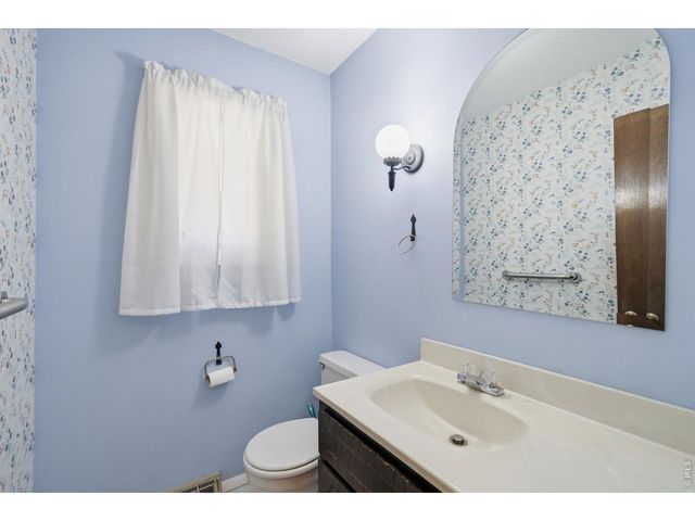 3303 Barela Ct, Loveland, CO 80538