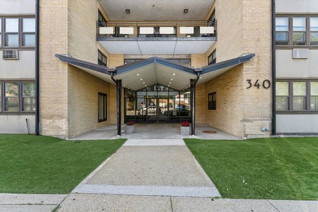 340 Main St 709, Melrose, MA 02176