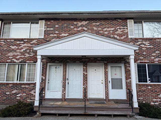 81 Chipman Street APT 6, Waterbury, CT 06708