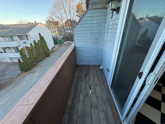 81 Chipman Street APT 6, Waterbury, CT 06708