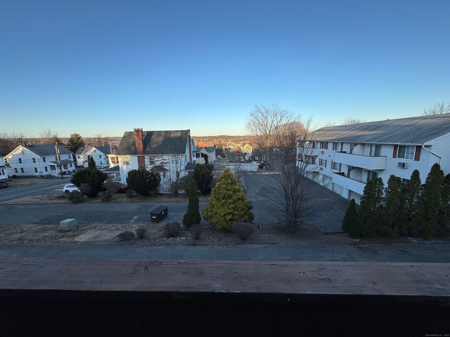 81 Chipman Street APT 6, Waterbury, CT 06708
