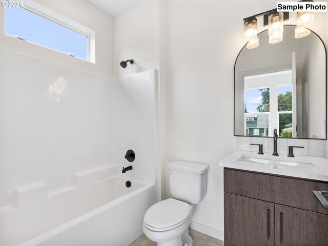 6725 Se Gladstone St, Portland, OR 97206