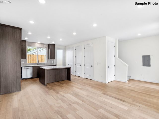 6725 Se Gladstone St, Portland, OR 97206