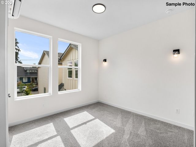 6725 Se Gladstone St, Portland, OR 97206