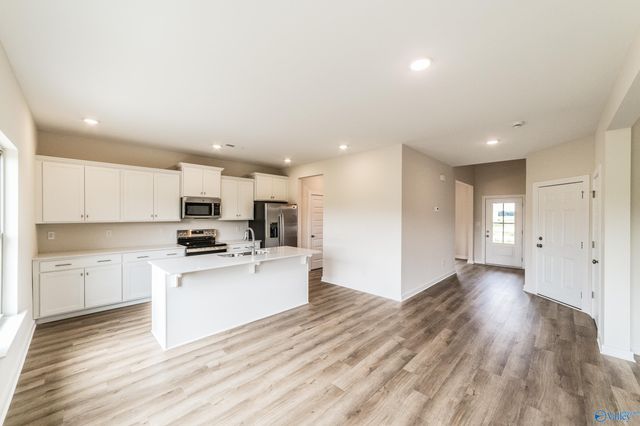 147 Flintlock Way, New Market, AL 35761