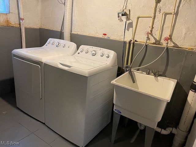 1387 Clearaire Road, Cleveland, OH 44110