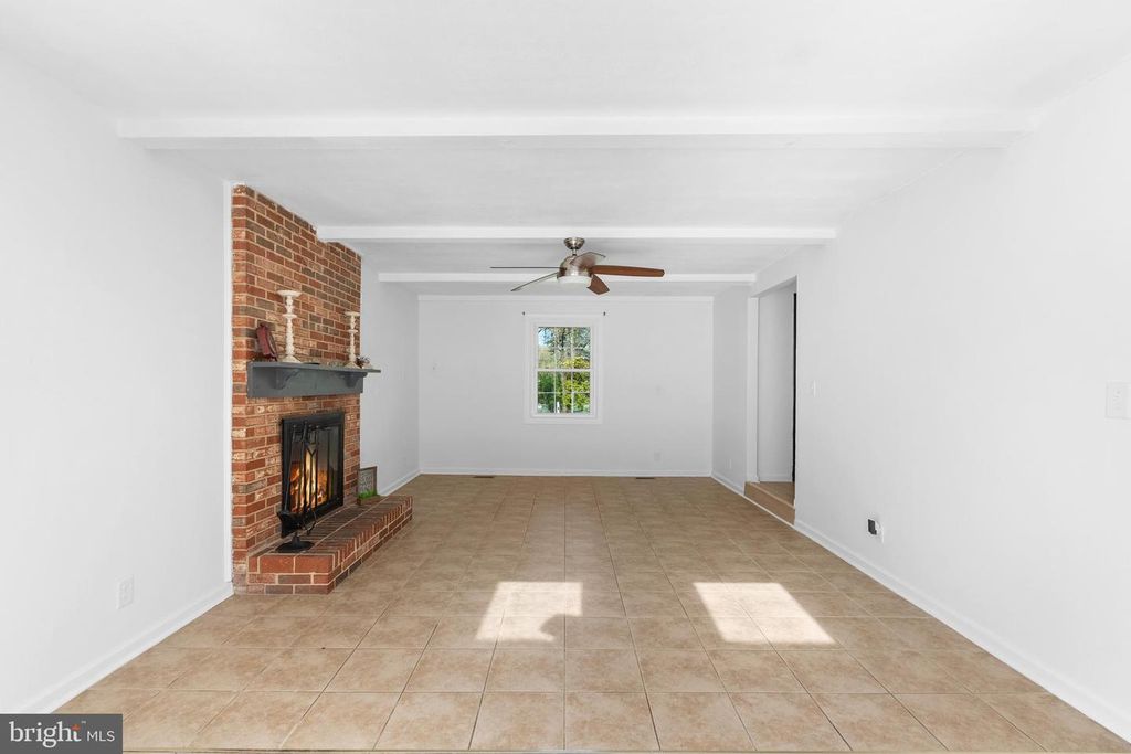 Image 31 of property listing at 5637 HIGH TOR HL, Columbia, MD 21045