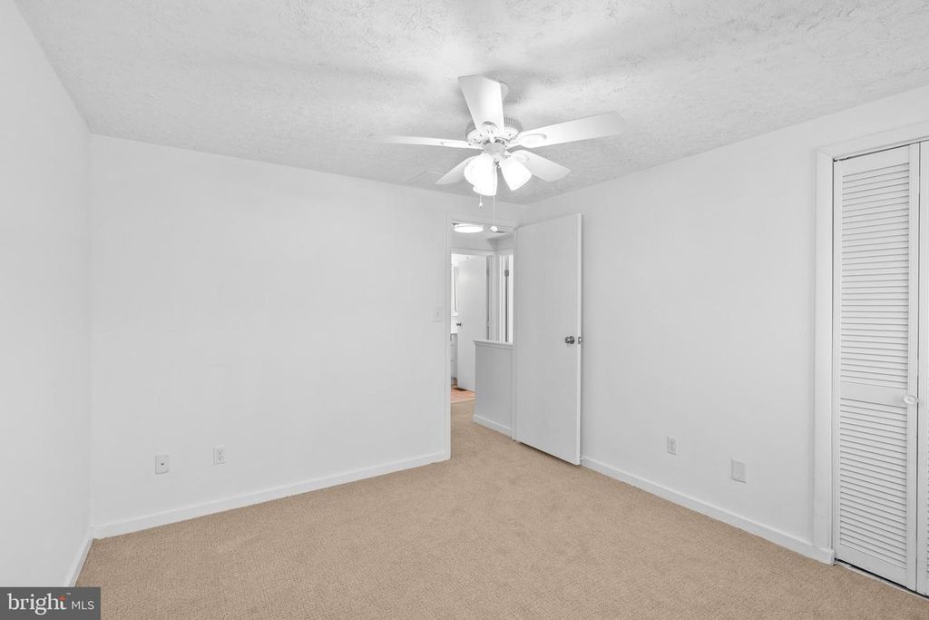 Image 49 of property listing at 5637 HIGH TOR HL, Columbia, MD 21045