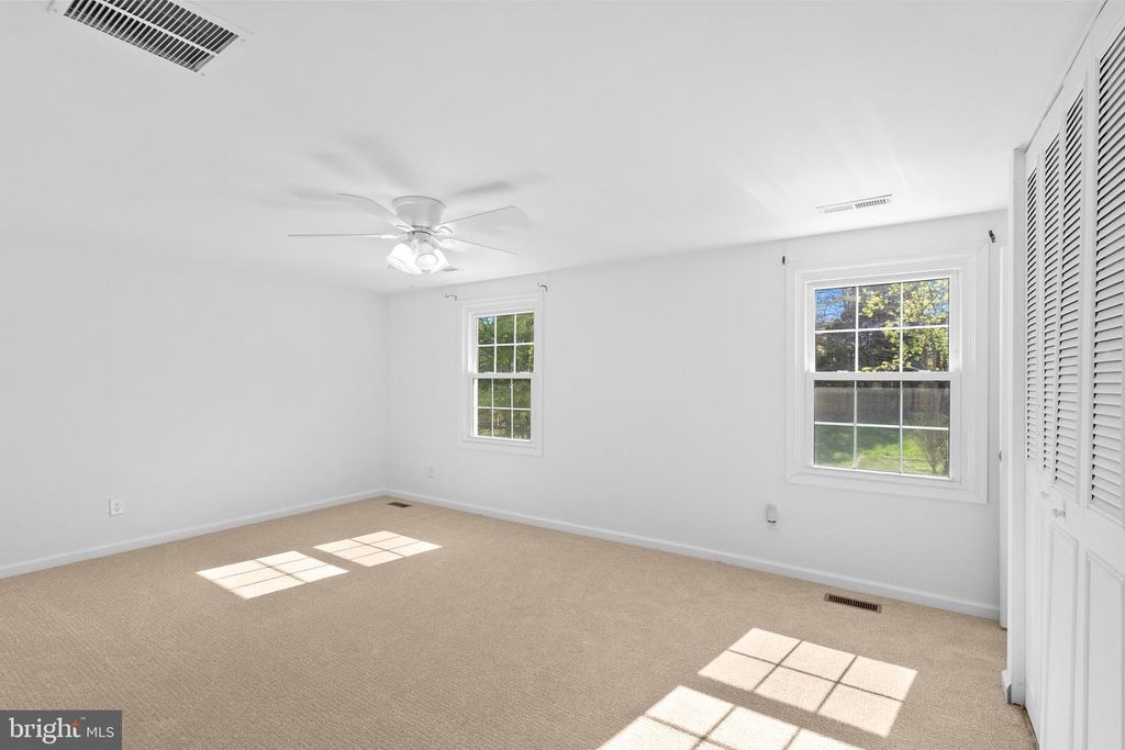 Image 50 of property listing at 5637 HIGH TOR HL, Columbia, MD 21045