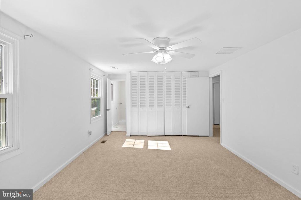 Image 53 of property listing at 5637 HIGH TOR HL, Columbia, MD 21045