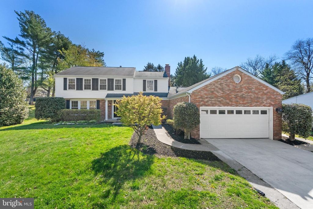 Image 7 of property listing at 5637 HIGH TOR HL, Columbia, MD 21045