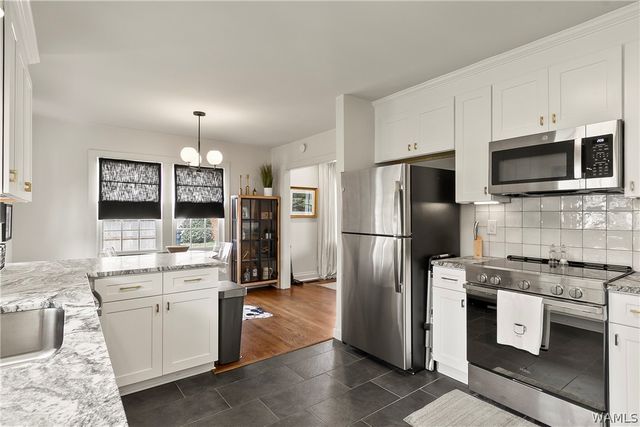 2402 26th, Northport, AL 35476