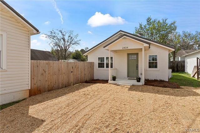 2402 26th, Northport, AL 35476