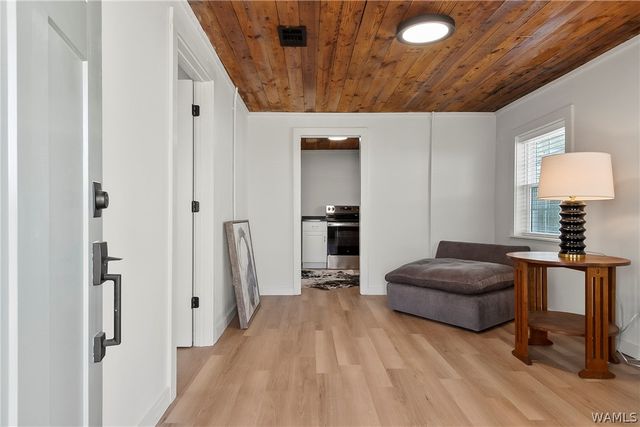 2402 26th, Northport, AL 35476