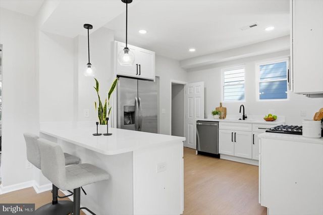 609 HOLLEN RD, Baltimore, MD 21212