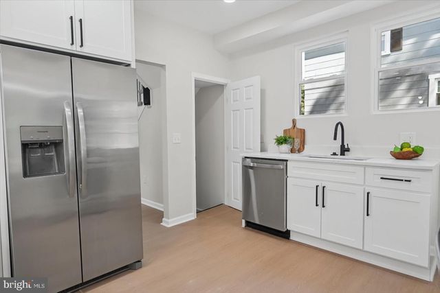609 HOLLEN RD, Baltimore, MD 21212