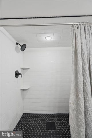 609 HOLLEN RD, Baltimore, MD 21212