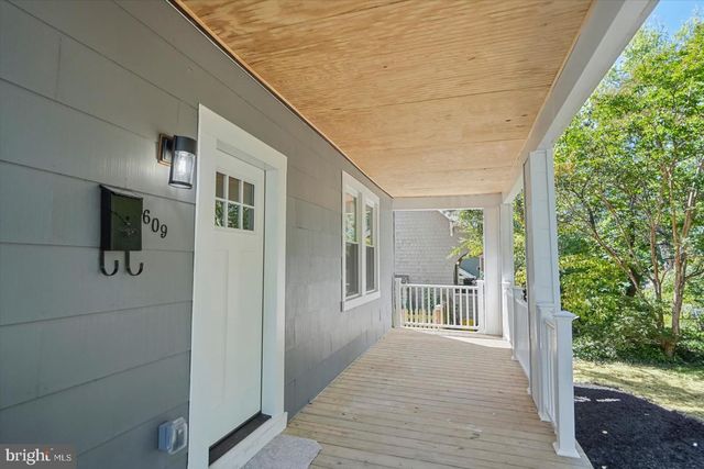 609 HOLLEN RD, Baltimore, MD 21212