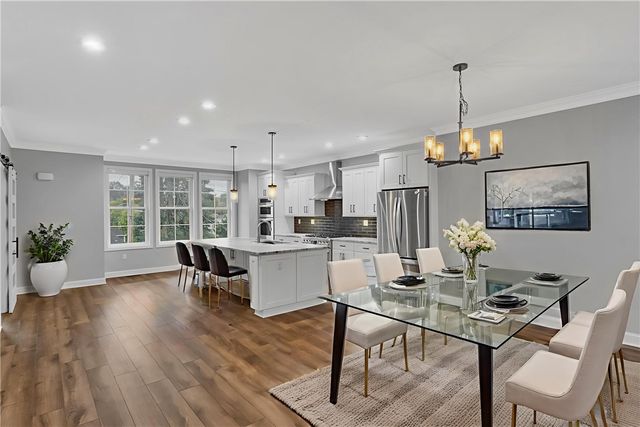 220 Seward St, Mt Washington, PA 15211