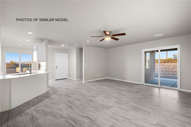 10083 N Larkspur Drive, Kingman, AZ 86401