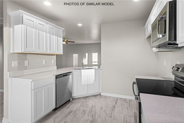 10083 N Larkspur Drive, Kingman, AZ 86401