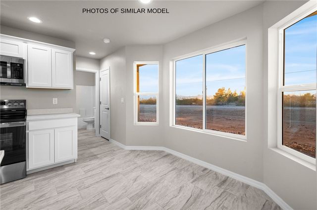 10083 N Larkspur Drive, Kingman, AZ 86401