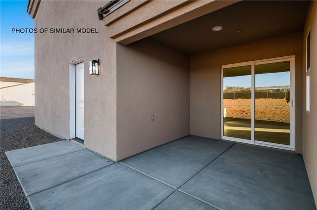 10083 N Larkspur Drive, Kingman, AZ 86401