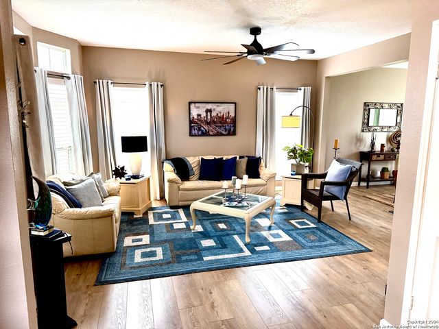 1823 Caraselle Loop, San Antonio, TX 78253