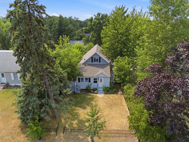 724 1st Avenue NW, New Brighton, MN 55112