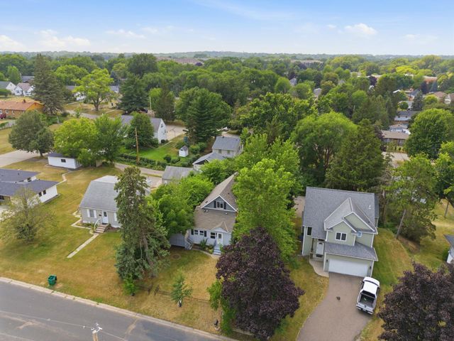 724 1st Avenue NW, New Brighton, MN 55112