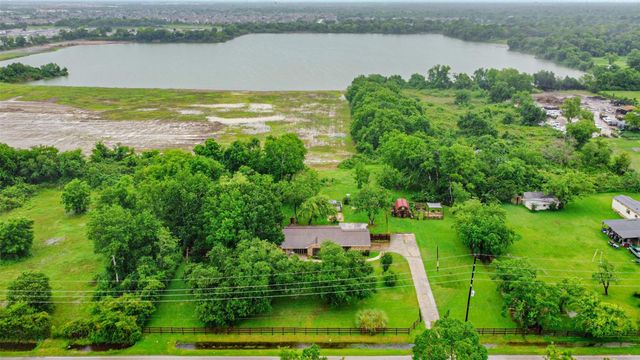 5403 Croix Road, Manvel, TX 77578