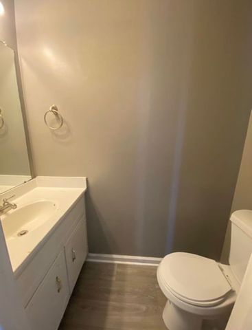 812 Washington Ave, Oak Grove, KY 42262