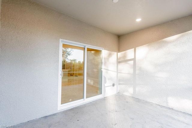 4417 22nd ST SW, Lehigh Acres, FL 33973