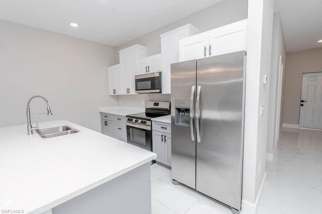 4417 22nd ST SW, Lehigh Acres, FL 33973