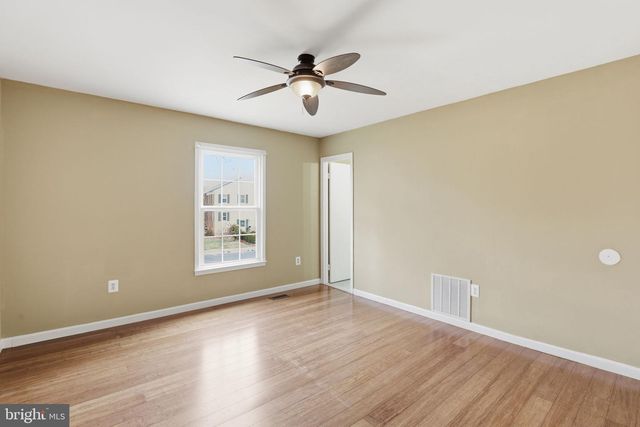 10107 HENRY CT, Manassas, VA 20109