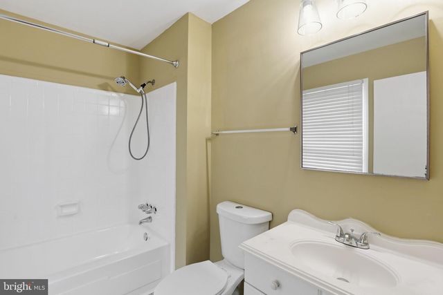 10107 HENRY CT, Manassas, VA 20109